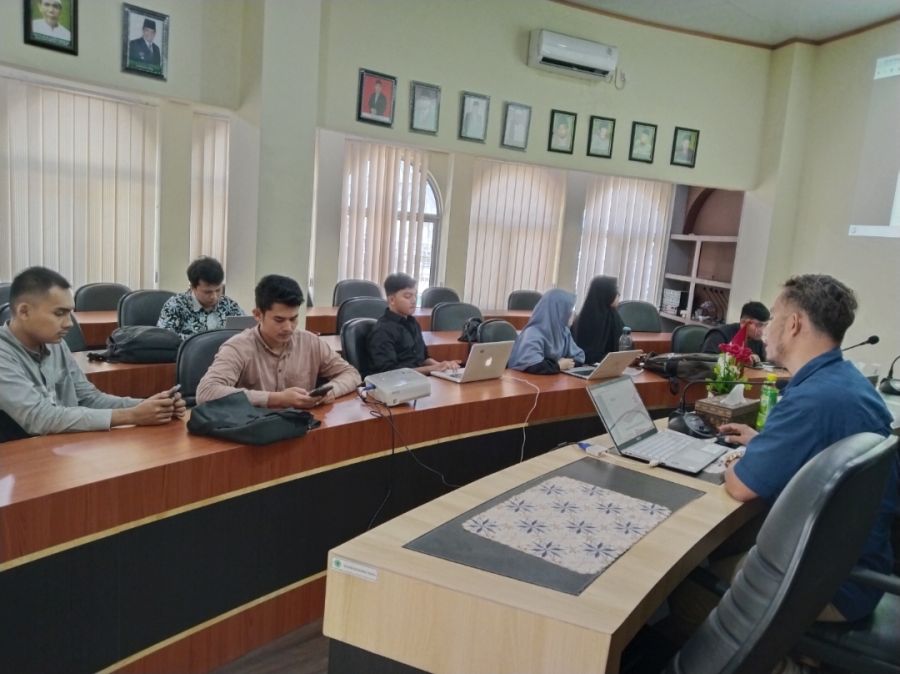 Mahasiswa IAI Imam Syafi’i Pekanbaru Ikuti Pelatihan Jurnalistik di MUI Riau