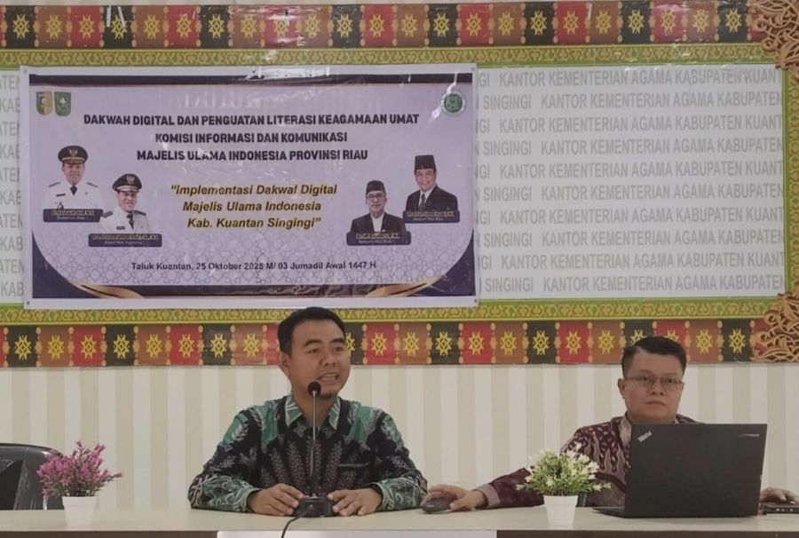 Prof Fitra Lestari Sampaikan Media Digital Kunci Dakwah Efektif di Era 5.0 di MUI Kuansing