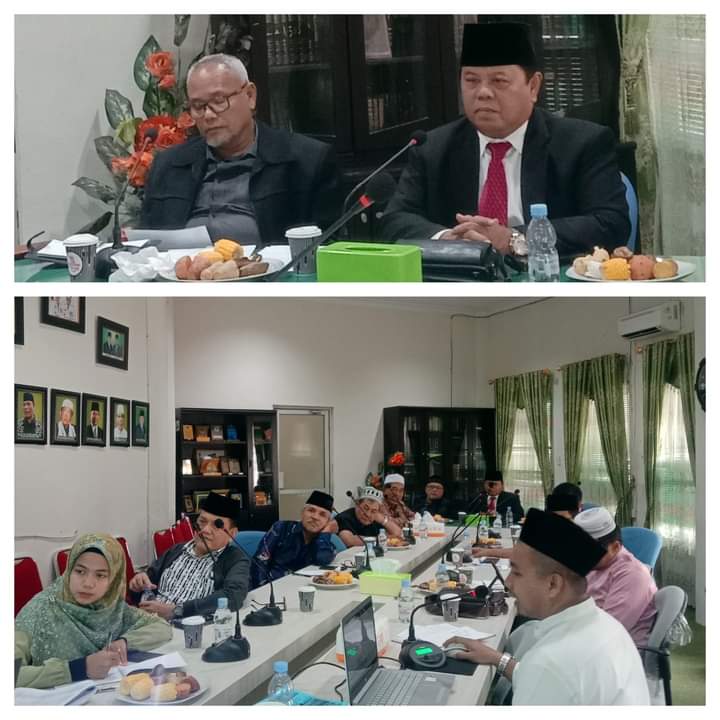 Prof. KH. Ilyas Husti Pimpin Rapat Safari Ramadan 1444 H Pengurus MUI Riau