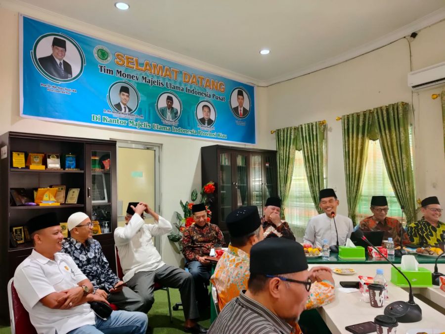 Sukses Bantu Konversi Bank Riaukepri Syariah, MUI Pusat Tantang MUI Riau Bangun RS Bersalin Syariah