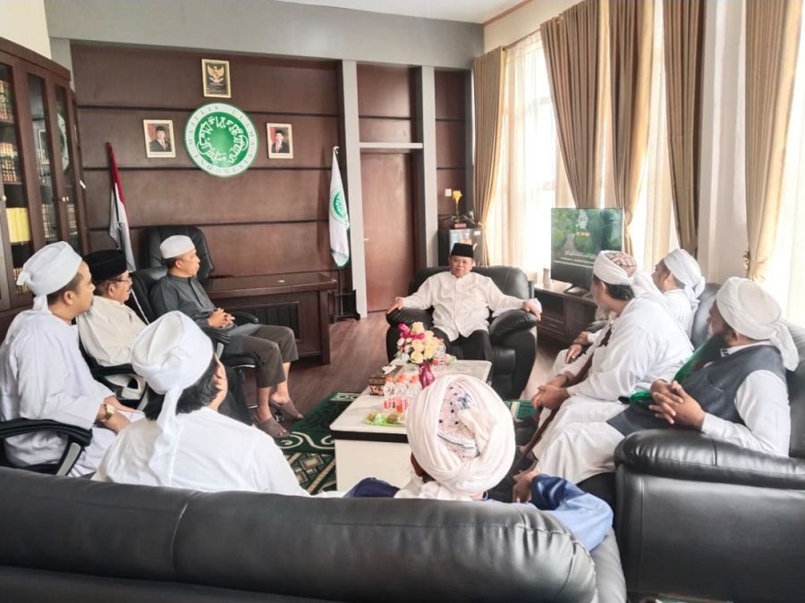 Terima Kunjungan Para Ulama, Ketum MUI Prof Ilyas Husti Dorong Optimalisasi 12 Ribu Masjid di Riau